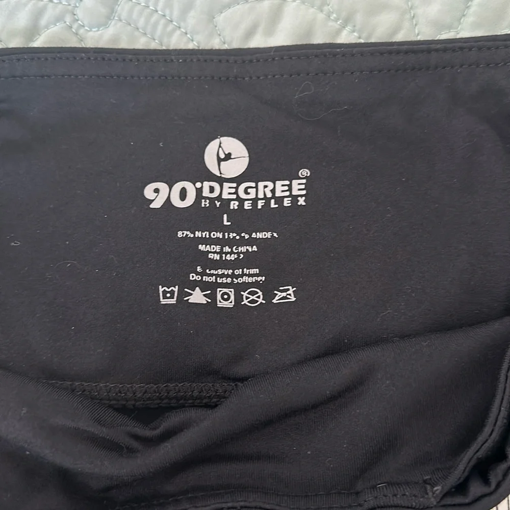 90 Degree by Reflex women’s black Large leggings.  Excellent condition. - Picture 4 of 5